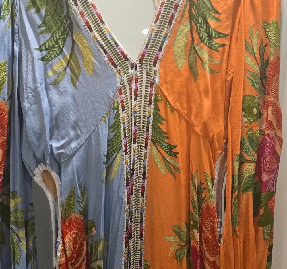FARM Rio Two-Tone Floral V-Neck Long Sleeve Dress in Blue and Orange - Picture 4 of 12